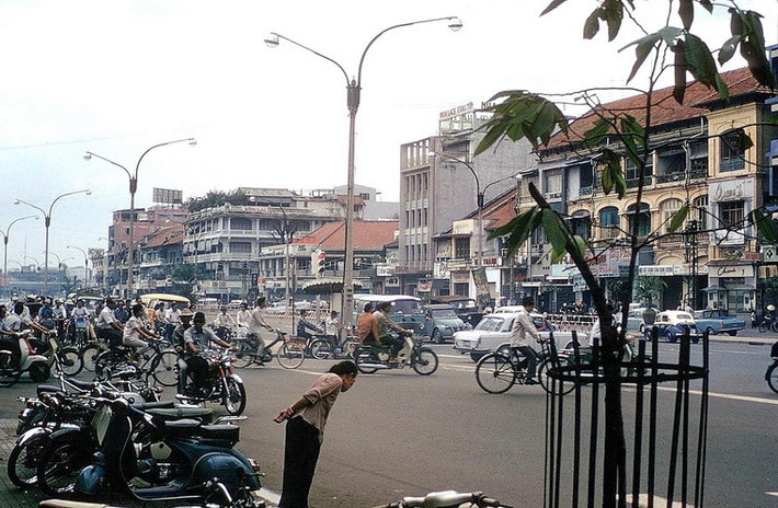 Giao lộ Lê Lợi - Pasteur.