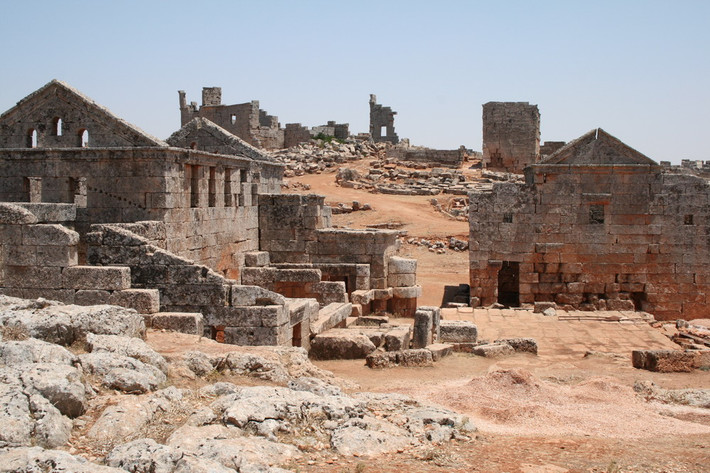 Làng cổ đại của miền Bắc hay còn gọi là các thành phố chết của Syria là một địa điểm lịch sử nổi tiếng nằm ở phía Tây Bắc Syria, giữa Aleppo và Idlib.