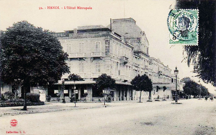 Khách sạn Sofitel Metropole hiện nay có 364 phòng trong đó có 32 phòng căn hộ. Khách sạn chia làm 2 khu - Khu Metropole cổ và Khu Opera mới. Những năm gần đây, nhiều nguyên thủ, đại sứ và nhân vật nổi tiếng các nước đã nghỉ chân tại khách sạn lịch sử này.