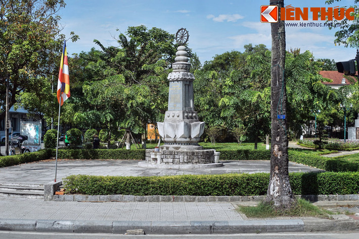 Cũng trong dịp này, Đài Thánh Tử đạo đã được trùng tu cho đồng bộ với cảnh quan mới, góp phần tạo nên diện mạo khang trang cho thành phố Di sản.