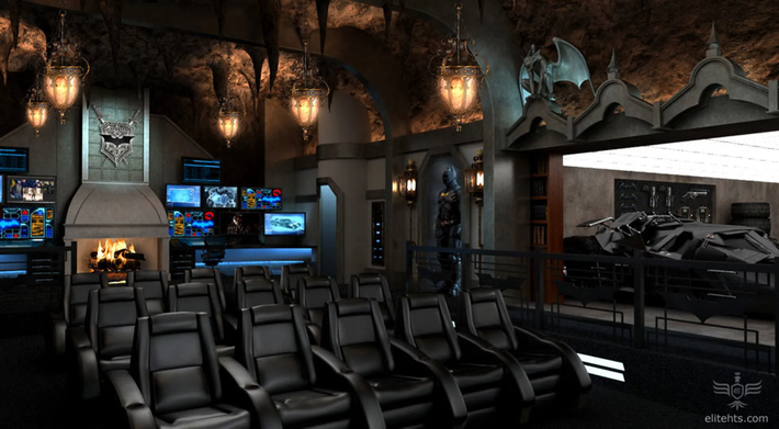 Dark Knight Home Theatre là phòng chiếu phim của công ty Elite HTS (Canada), được lắp đặt trong một ngôi nhà tại Greenwich (Anh) với chi phí khoảng 2 triệu USD. Căn phòng có chủ đề nhân vật Batman, ghế ngồi có thiết kế giống xe Batmobile, nội thất xung quanh lấy cảm hứng từ hầm Batcave với lò sưởi, trạm điều khiển Batcomputer và dàn đèn hình dơi. Ảnh: Elite HTS.