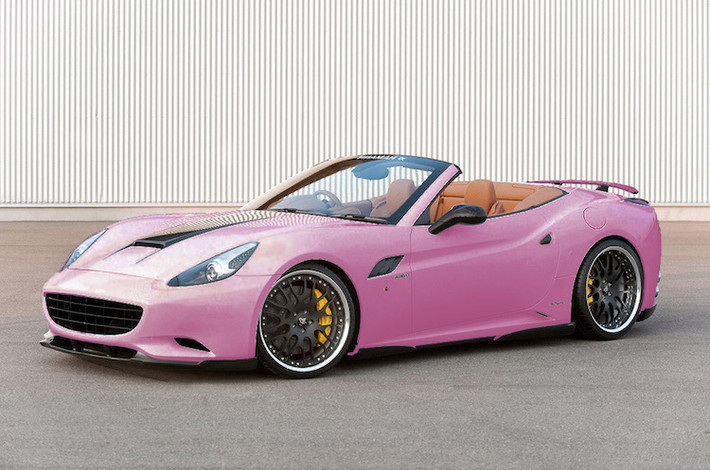 Hiện tại, Ferrari có 2 chương trình cá nhân hóa là Tailor Made - cho phép khách đặt hàng những dòng xe hiện tại đang được bán với màu sắc nội ngoại thất cùng các tùy chọn theo ý muốn và Special Projects - đặt hàng một siêu xe "thửa riêng" hoàn toàn. Tuy nhiên ngay cả khi đặt xe qua các chương trình này, khách hàng cũng không thể lựa chọn màu hồng ở bất kỳ sắc độ nào.