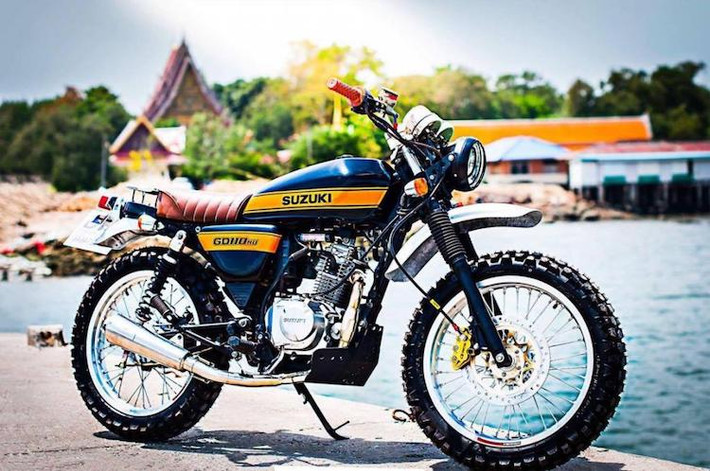 Được bán chính hãng tại thị trường Việt Nam, mẫu xe môtô Suzuki GD110 côn tay có giá chỉ 28,5 triệu đồng đã được ra mắt từ năm 2016. Tuy nhiên tại các thị trường khác trong khu vực như Thái Lan, mẫu xe này đã được bán ra từ khá lâu và được nhiều người chơi xe độ lại.