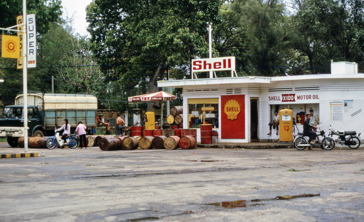 Trạm xăng dầu của hãng Shell.