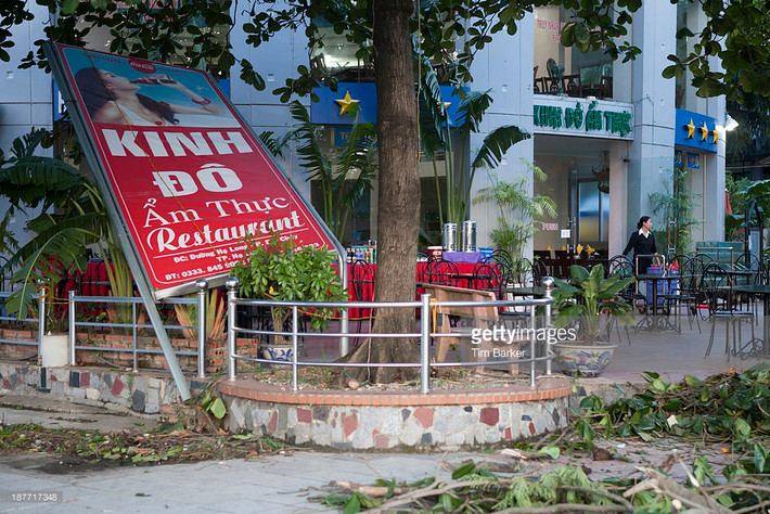 Cảnh tượng hoang tàn sau bão Haiyan (bão số 14) ở Hạ Long, Quảng Ninh ngày 12/11/2013.