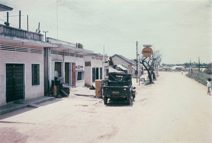 Trạm xăng Shell.