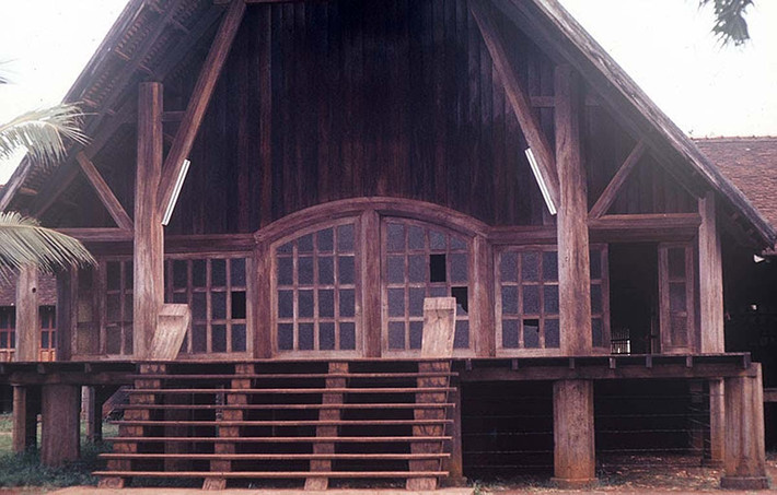 Một nhà nguyện làm bằng gỗ. Ảnh: Reppel Collection