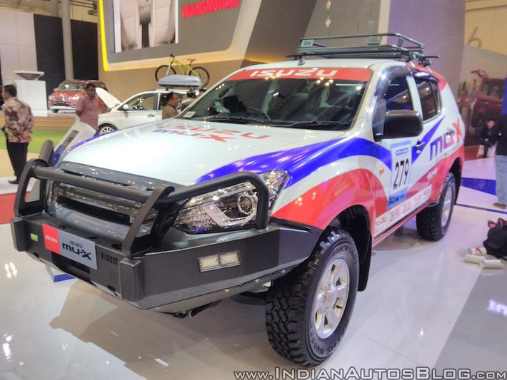 Hiện nay trên thị trường, mẫu xe Isuzu MU-X 2017 là chiếc SUV có khả năng địa hình tốt nhất. Để mở rộng thị phần của MU-X, hãng xe tải Nhật đã vừa trưng bày chiếc Isuzu MU-X Off-roader mới tại triển lãm ôtô Indonesia, hướng tới các "tay chơi" offroad chuyên nghiệp và các công ty khoáng sản, dầu mỏ, khí đốt thường xuyên đi các địa hình khó.