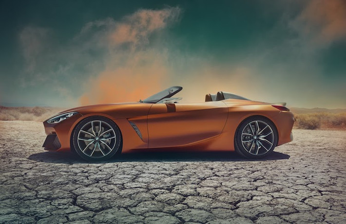 Bên cạnh việc trưng bày Z4 Concept tại Concours d’Elegance, BMW không tiết lộ về hệ động lực của chiếc xe. Tuy nhiên theo một tài liệu rò rỉ, chiếc xe sẽ có 4 phiên bản động cơ xăng là sDrive20i, sDrive30i và M40i. Trong đó, 2 phiên bản đầu tiên dùng động cơ tăng áp 2.0l 4 xi-lanh thẳng hàng tăng áp, nhiều khả năng có công suất lần lượt 181 và 248 mã lực.