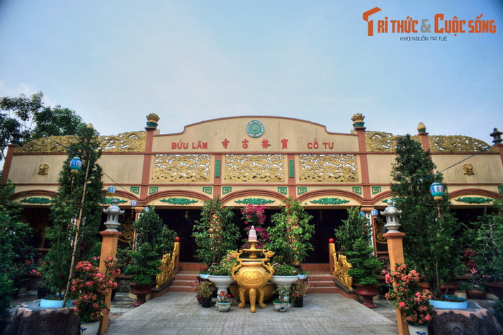 Với tinh thần từ bi, cứu khổ, danh tiếng ni cô được đồn xa, bá tánh đến cúng dường ngày một đông. Nhờ thế, ni cô cất được ngôi chùa khá khang trang vào khoảng năm 1742 (đời Chúa Nguyễn Phúc Khoát).