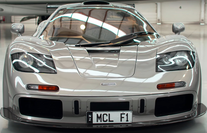 Về cơ bản, McLaren F1 HDF sẽ được độ lại với ngoại hình tương tự phiên bản McLaren F1 LM với cản trước và sau có thiết kế y hệt, có tác dụng tăng lực nén thân xe ở tốc độ cao và giải nhiệt động cơ tốt hơn.. Ngoài ra, ở phía trên vòm bánh trước của xe cũng có các khe thoát nhiệt lớn dành cho hệ thống phanh.