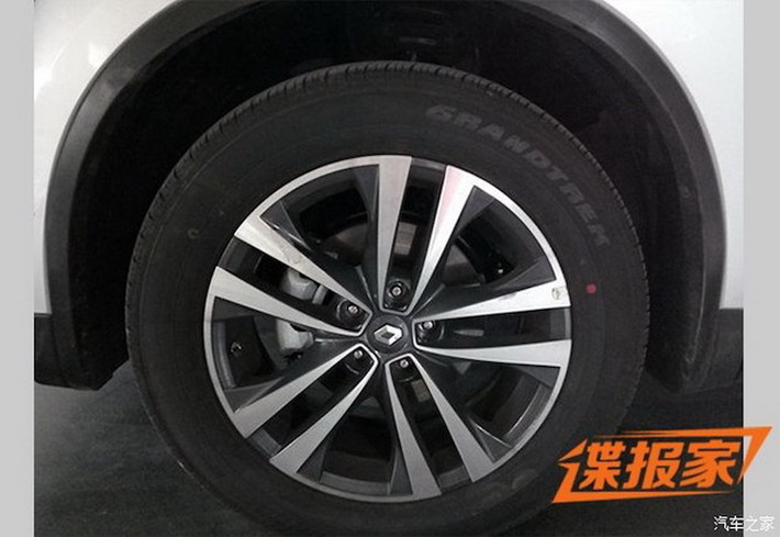 Tại Trung Quốc, chiếc xe sẽ được lắp ráp ở nhà máy Renault-Nissan liên doanh với hãng xe Đông Phong. Trong khi đó, phiên bản "quốc tế" sẽ được sản xuất ở nhà máy tại Busan, Hàn Quốc.
