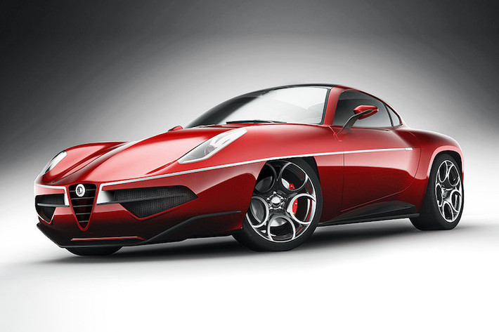 Được hãng chế tác thân xe Carrozzeria Touring Superleggera nổi tiếng nước Ý chế tạo dựa trên chiếc Alfa Romeo 8C Competizione, Disco Volante sở hữu thiết kế gợi nhớ về những chiếc Alfa Rome "đĩa bay" từ thập niên 50 nhưng có hiệu năng của xe hiện đại.