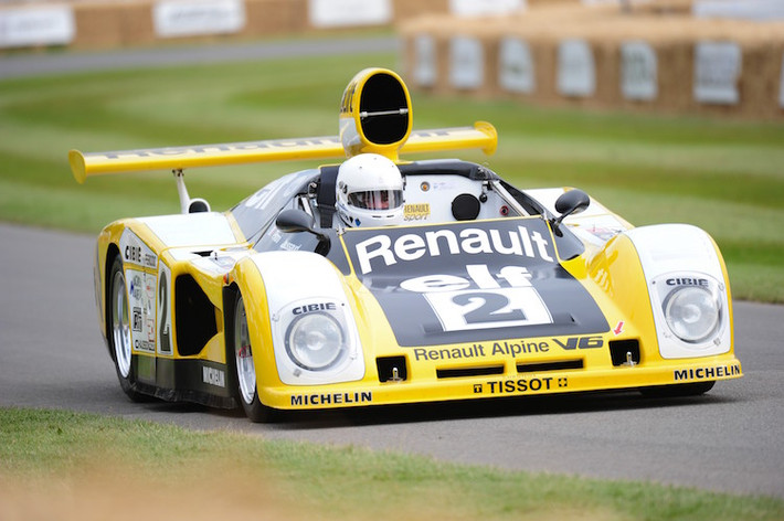 Năm 1978, 2 tay đua Didier Pironi và Jean-Pierre Jaussaud ghi được chiến thắng lịch sử trên chiếc Alpine Renault A442B trang bị động cơ turbo V6, đánh dấu thành công của Renault tại giải Le Mans, cũng như hiệu quả của máy tăng áp. Một đội đua khác sử dụng xe Renault cũng giành vị trí thứ 4.