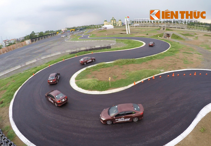 Thông qua chương trình này, HVN mong muốn truyền đạt thông điệp về niềm vui cầm lái Fun-to- Drive - không chỉ dừng lại ở sự thoải mái, tiện nghi, mà còn là sự thích thú khi cầm lái và trải nghiệm các tính năng vận hành của xe, đồng thời tạo ra một sân chơi thú vị cho những khách hàng sở hữu xe Honda và những người đam mê ô tô nói chung.