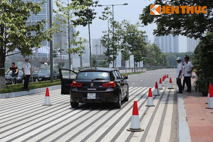 Đã có tổng cộng 500 lượt lái thử tất cả các dòng xe BMW/ MINI được tổ chức, trong đó có 200 khách hàng được trải nghiệm cùng chuyên gia từ tập đoàn BMW. Ngay sau khi thăm quan triển lãm, nhiều khách hàng đã nhanh chóng quyết định mua xe khi đã có tổng cộng 126 xe được đặt mua trong suốt thời gian diễn ra BMW World.