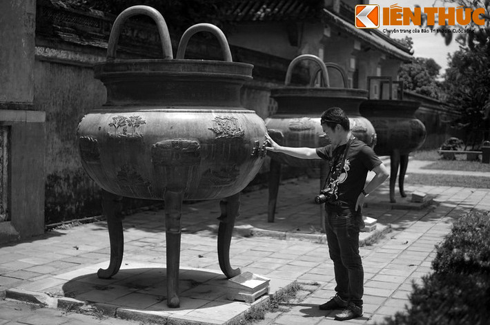Ngoài ra, sự khác biệt về kích thước, kiểu dáng của từng chiếc đỉnh cũng là điều bí ẩn chưa có lời giải. Những sai khác này hình thành do sự ngẫu hứng của các nghệ nhân, hay còn mật ngữ nào ẩn giấu mà hậu thế không nhận ra?...