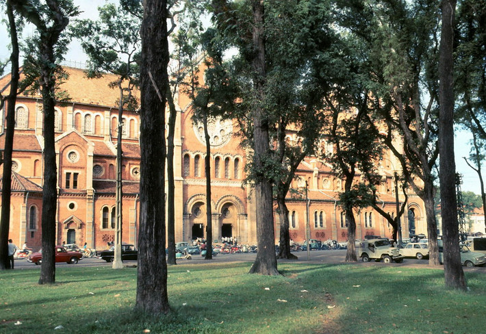 Nhà thờ Đức Bà.