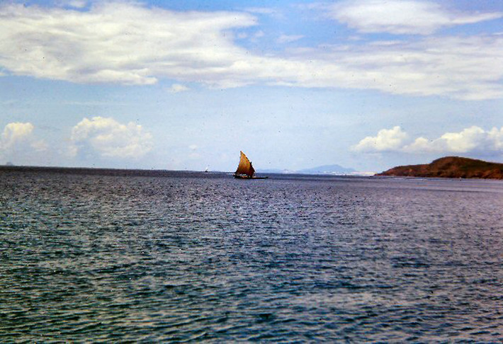 Thuyền đánh cá ngoài khơi Nha Trang. Ảnh: 459thsignal.org.