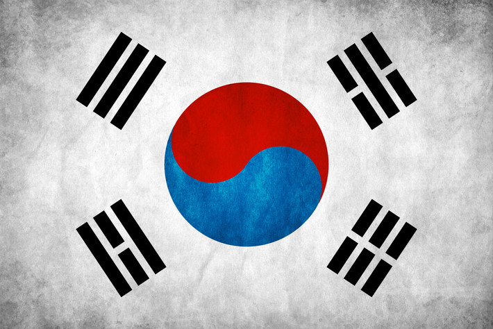 Kỳ ASIAD 2014 diễn ra tại Incheon, Hàn Quốc. Hàn Quốc lần thứ tư trở thành nhà vô địch với chiến thắng 1-0 trước Triều Tiên ở chung kết. Bàn thắng của trận này được ghi ở hiệp phụ. Iraq giành hạng ba, Thái Lan hạng tư.
