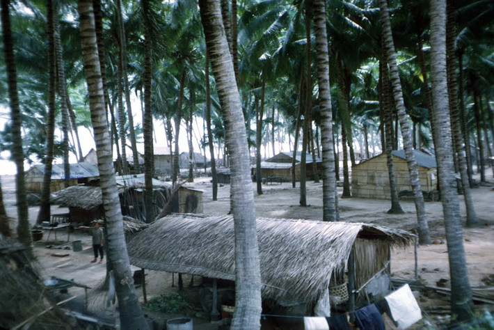 Xóm chài ở Khánh Phước.