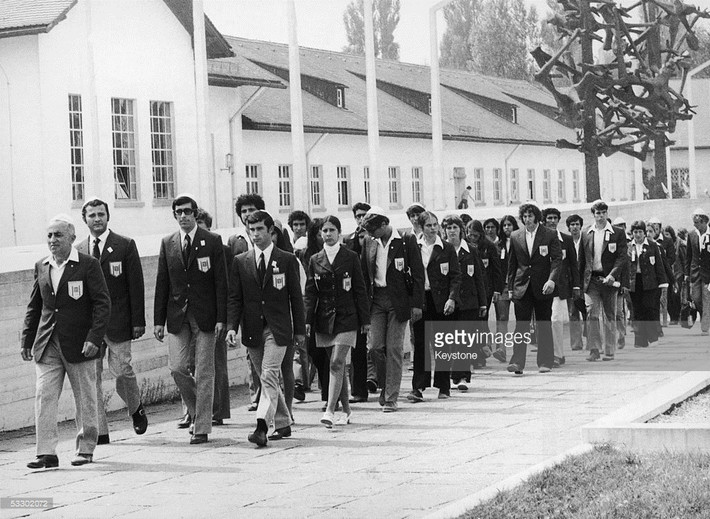 Vụ việc bắt đầu lúc 4h30 sáng 5/9/1972, khi 8 thành viên tổ chức Tháng 9 Đen Palestine đột nhập vào Làng Olympic. Khi đã vào trong, chúng dùng chìa khóa ăn trộm để vào hai tòa nhà nơi vận động viên Israel đang ở. Ảnh: Đoàn vận động viên Israel thời điểm trước khi diễn ra lễ khai mạc Thế vận hội Munich 1972.