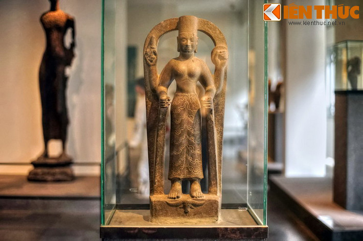 1. Được lưu giữ tại Bảo tàng Lịch sử thành phố Hồ Chí Minh, Bảo vật quốc gia - tượng nữ thần Durga là một hiện vật đặc sắc của nền văn hóa Óc Eo.