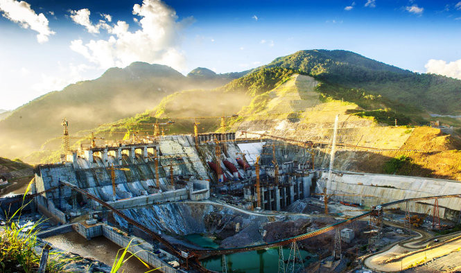 Công trình nhà máy thủy điện Lai Châu bắt đầu thành hình rõ nét tháng 10-2014.