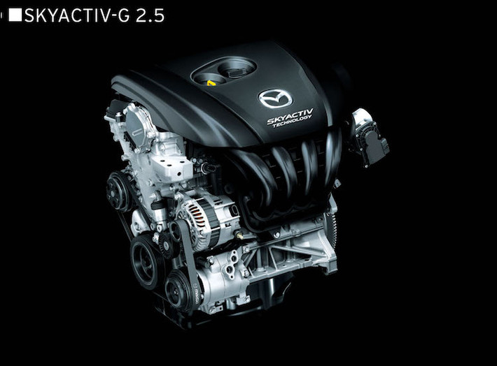 Bản động cơ xăng thứ 2 là 2.5l Skyactiv 4 xi-lanh với 184 PS/245 Nm, kết hợp cùng hệ dẫn động cầu trước (2WD) hoặc 4 bánh (AWD). Có tổng cộng 4 model dùng động cơ này được bán ở Nhật là 25S AWD có giá 2,6892 triệu Yen (tương đương 516 triệu đồng), 25S AWD Proactive 2,916 triệu Yen (560 triệu), 25S L-Package 2WD 2,9862 triệu Yen (573 triệu) và 25S L-Package AWD 3,213 triệu Yen (617,5 triệu).