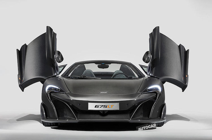 McLaren 675LT MSO Carbon Series là phiên bản đặc biệt mới nhất từ bộ phận MSO của McLaren, dựa trên dòng 675LT và lấy cảm hứng từ chiếc siêu xe hàng đầu P1 bản carbon được ra mắt tại triển lãm Geneva hồi tháng 3/2016.