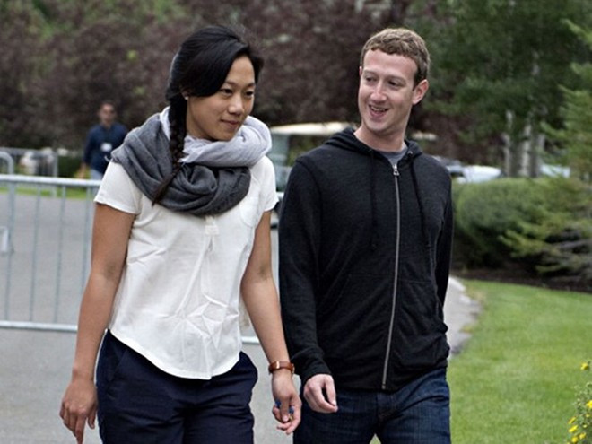 Mỗi năm, Chan cùng chồng Zuckerberg dành hàng trăm triệu USD ủng hộ cho các hoạt động từ thiện, đặc biệt là hỗ trợ giáo dục. Ảnh: Getty Images.