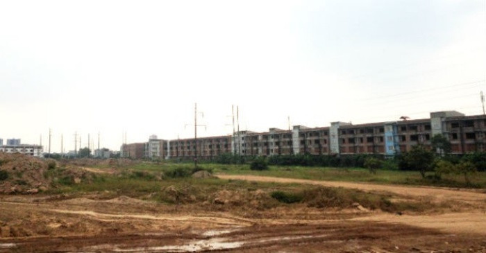 Trong đó, số nợ 193,12 tỷ đồng mới được Cục Thuế Hà Nội nêu ra chỉ là số thuế Công ty Trung Việt phải nộp đợt 1, trước 30/4/2015, nhưng công ty này mới chỉ nộp 10 tỷ đồng tiền sử dụng đất trong tổng số 193,12 tỷ đồng.