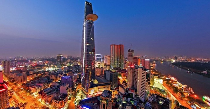 Một trong những đại gia địa ốc khác cũng bị bêu tên trong danh sách nợ thuế là Tập đoàn Bitexco. Công ty TNHH Tập đoàn Bitexco nợ hơn 22,8 tỷ đồng; CTCP Bitexcoland (đơn vị thành viên của Tập đoàn Bitexco) nợ hơn 13,3 tỷ đồng.