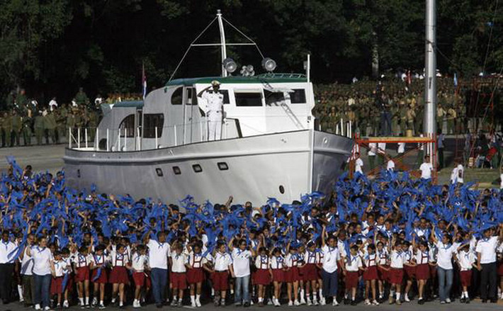 Được lưu giữ gần Bảo tàng Cách mạng Cuba ở Havana, con tàu Granma được coi là bảo vật của đảo quốc Tự do. Trên con tàu này, ngày 25/11/1956, Fidel Castro cùng 81 chiến sĩ các mạng từ Mexico đã vượt biển trở về tổ quốc để tiến hành khởi nghĩa lật đổ chế độ độc tài thân Mỹ.