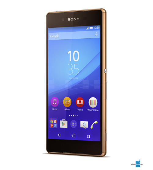 Sony Xperia Z3 +. Mặc dù không được nâng cấp nhiều so với phiên bản năm ngoái - Xperia Z3, Sony Xperia Z3 + vẫn thu hút không ít sự chú ý của giới công nghệ. Với màn hình hiển thị 1080p cỡ 5,2-inch, kết hợp với pin 2930mAh và chế độ tối ưu hóa pin, người dùng có thể sử dụng mẫu smartphone này trong vài ngày chỉ với một lần sạc. Bên trong, Sony Xperia Z3 + sở hữu chipset Qualcomm Snapdragon 810 kết hợp với RAM lên tới 3GB, dung lượng lưu trữ nội bộ có thể đạt 16GB hoặc 32GB với thẻ microSD mở rộng, camera chính 20.7MP và cảm biến 5MP. Giá bán của mẫu sản phẩm này dao động trong khoảng 12 triệu đồng.