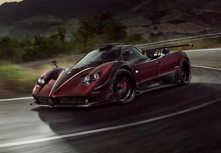 Từng bị tai nạn "nát bươm", chiếc siêu xe Pagani Zonda của một "đại gia" đã được "hồi sinh" và thậm chí còn trở nên nhanh, mạnh mẽ hơn nguyên bản sau khi được nâng cấp lên thành Pagani Zonda Fantasma Evo.