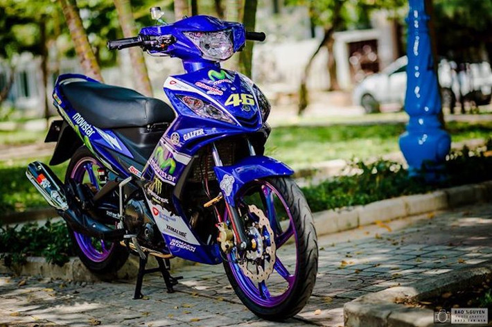 Ra mắt lần đầu từ cách đây hơn 10 năm, Yamaha Exciter hiện đã được coi là "ông vua" trong phân khúc underbone côn tay tại thị trường Đông Nam Á. Ngay cả phiên bản Yamaha Exciter 135 thế hệ đầu tiên, với kiểu dáng nhỏ nhắn nhưng sắc sảo hiện tại vẫn còn rất được giới chơi xe ưa chuộng.