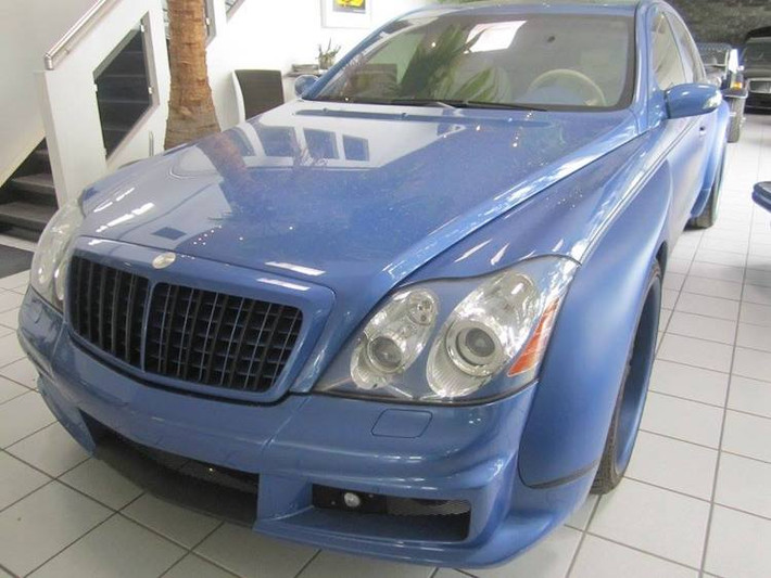 Ở bên dưới nắp ca-pô của Maybach 57 là khối động cơ V12 5.5l tăng áp kép kết hợp với hộp số tự động 5 cấp và hệ dẫn động cầu sau, có công suất 543 mã lực và mô-men xoắn cực đại 900 Nm. Tuy nhiên sau khi được FAB Design độ lại, chiếc xe đã mạnh thới 680 mã lực và đạt mô-men xoắn cực đại 1180 Nm.