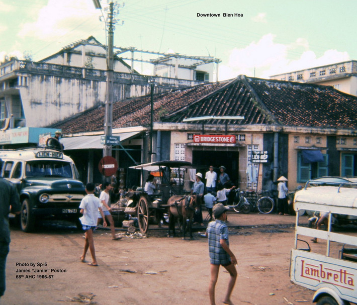 Góc Lê Thánh Tôn - Lý Thường Kiệt ở trung tâm Biên Hòa năm 1966.