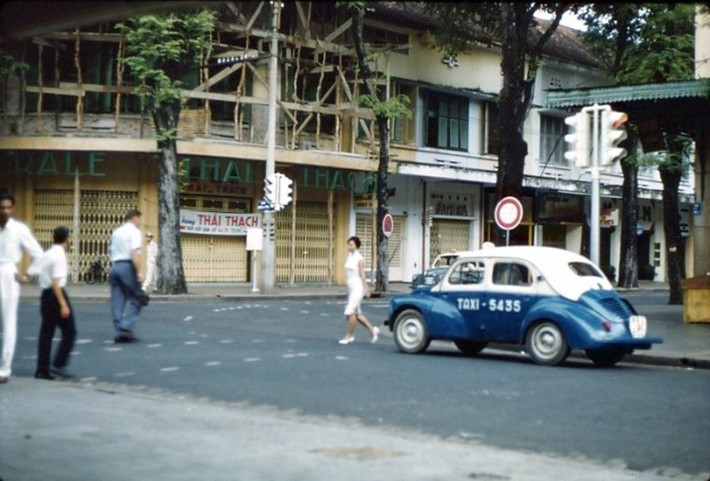 Cùng góc chụp trước, ở một thời điểm khác.