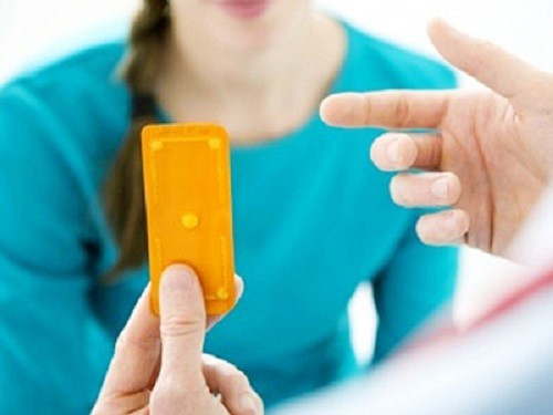Trước lời cảnh báo của FSRH thì các công ty sản xuất thuốc tránh thai hàng đầu của Anh đã mau chóng bảo vệ sản phẩm của mình.