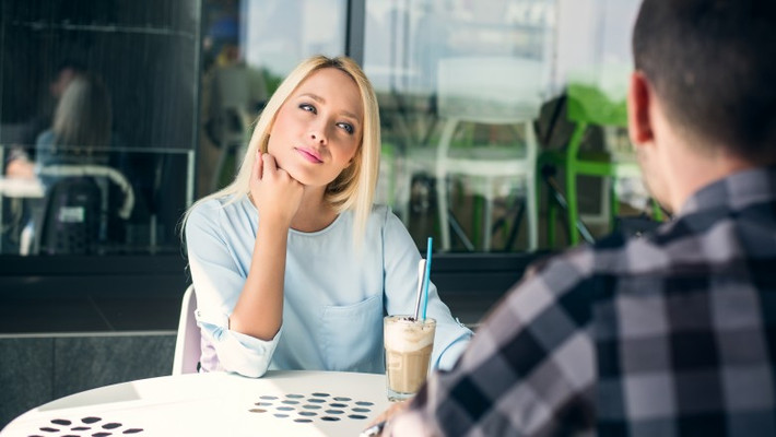 Lý do cuối cùng khiến bạn không yêu được người phù hợp là vì chưa gặp đúng người, chẳng hạn như chưa thực sự ưu tiên hẹn hò, vẫn còn đang nản chí bởi những người đàn ông không tốt. Nhưng bạn hoàn toàn có thể hành động ngay bây giờ để thu hút được những người đàn ông xứng đáng.