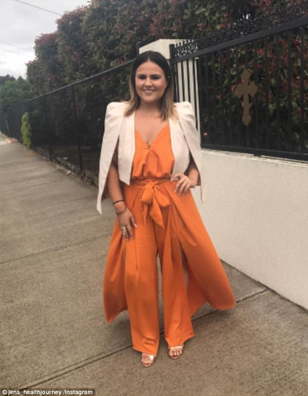Jennifer giờ đây nặng 67kg và đã giảm từ size 28 xuống size 8. Cô đang thực hiện chế độ ăn kiêng ketogenic kết hợp với tập luyện thường xuyên để duy trì vóc dáng. Jennifer thường xuyên đăng ảnh lên Instagram để truyền cảm hứng cho mọi người.