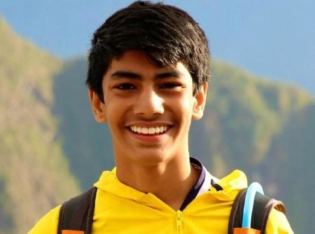 6. Rohan Suri (17 tuổi, Chăm sóc sức khỏe) là nhà sáng lập công ty chuyên sản xuất thiết bị chẩn đoán chấn thương áp dụng công nghệ theo dõi hành vi mắt người dùng. Kể từ tháng 6/2016, thiết bị của nam sinh Mỹ đã "đọc bệnh" cho 60 người. Ảnh: Gihub.