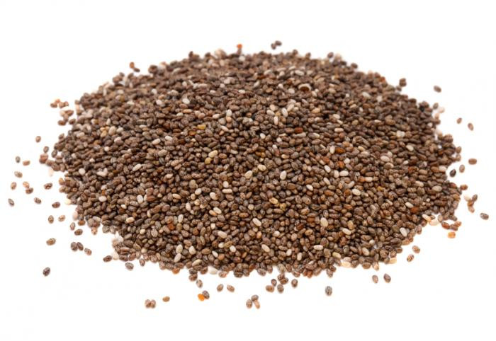 Đặc điểm trên không gây chết người gì. Điều nguy hiểm là hạt chia có thể hấp thu một lượng nước gấp 27 lần trọng lượng của nó nên nếu nuốt khan thì có thể bị tắc thở. Điều này có vẻ khó xảy ra nhưng thực sự là đã có nạn nhân từng đi cấp cứu vì nuốt hạt chia.