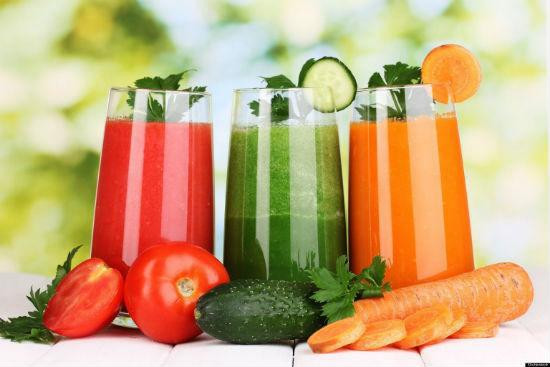 Và cuối cùng, các chị em nên bổ sung đầy đủ nước và các Vitamin cần thiết cho đôi môi xinh đẹp của chúng ta.