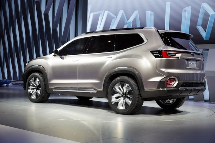 Tại Mỹ, Subaru mới đây đã đăng ký bản quyền tên gọi "Ascent", chính vì vậy, có thể phiên bản Viziv-7 sản xuất hàng loạt sẽ có tên là Ascent. Chiếc xe sẽ được chính thức giới thiệu vào năm sau và bán ra vào đầu năm 2018.