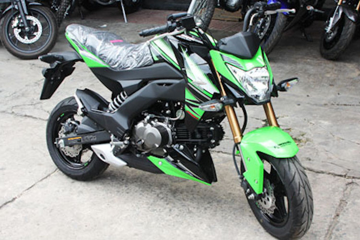 Vừa được ra mắt tại Thái Lan vào ngày 25/10/2015, mẫu minibike Kawasaki Z125 đóng vai trò thay thế cho dòng KSR110 trước đây của hãng. Được bán với 3 phiên bản màu sắc khác nhau nhưng tới đời 2016, Z125 đã có thêm một phiên bản đặc biệt mới là Kawasaki Z125 KRT Edition. Đây được xem là đối thủ "nặng ký" của Honda MSX.