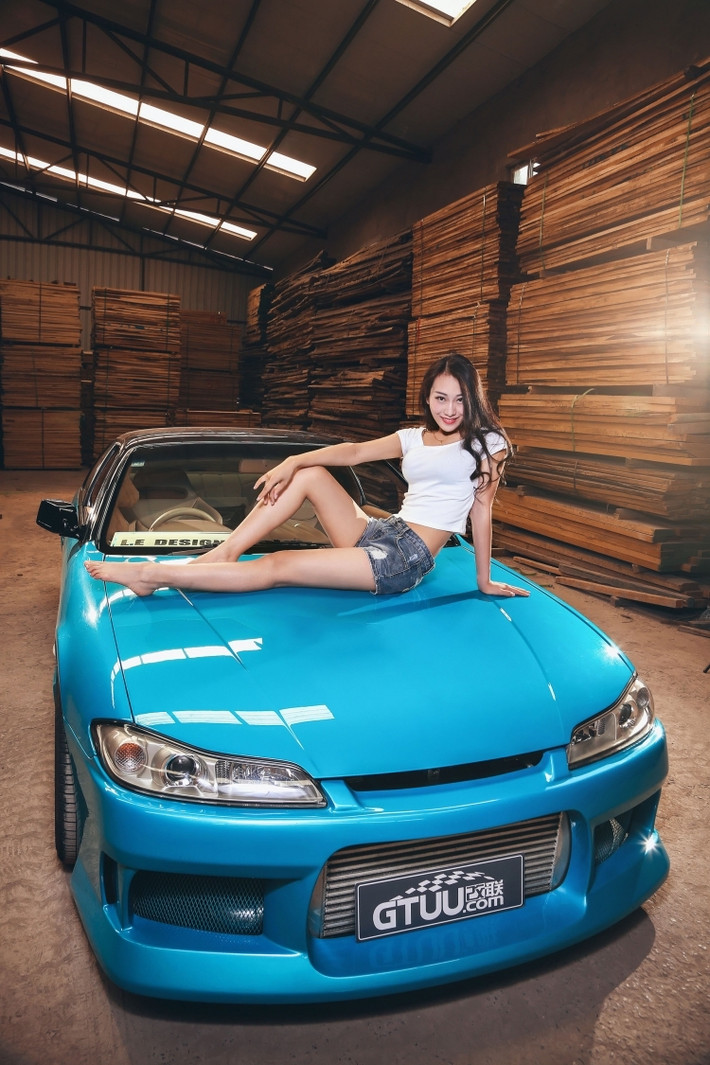 Năm 1996, Silvia một đợt facelift với phần đầu sắc sảo hơn và turbo được nâng cấp. Chúng thường được gọi là Kouki (後期 - thời gian sau) hay S14A. Năm 2000, những chiếc S14 cuối cùng được sản xuất với động cơ tốt hơn. Dù là thế hệ S14 nhưng chiếc xe này đã được thay dàn đầu của Silvia S15. Phong cách này thường được dân chơi gọi là Silvia S14.5.