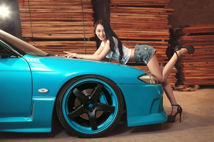 Silvia là một trong những dòng xe lâu đời nhất của Nissan (từ năm 1964). Chiếc xe được xây dựng dựa trên khung sàn S của hãng. Khi thiết kế chiếc xe, Nissan muốn hướng tới thị trường xe thể thao cỡ nhỏ, đánh vào đối thủ chính là Toyota Celica.